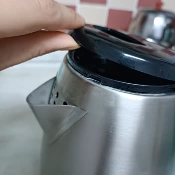 Yeni Alınan Kettle’da Kapağın Açılmaması Hayal Kırıklığı Yarattı