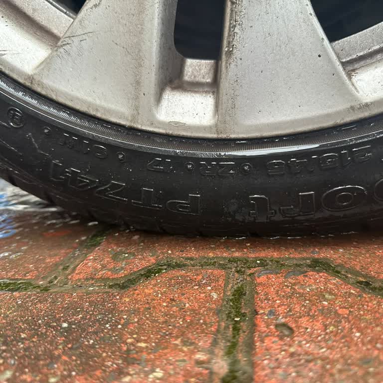 Petlas Lastiklerde Taban Problemi Ve Garanti Kapsamında Değişim Talebi