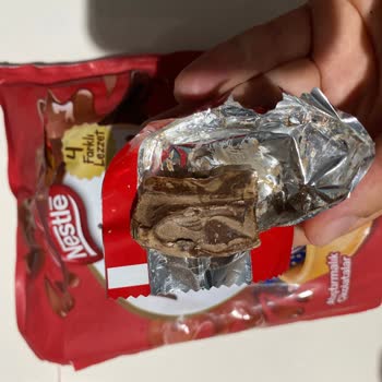 Son Kullanma Tarihi Geçmemiş Çikolata Bozuk Çıktı, Mağdur Oldum