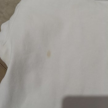 Alo Deterjan Küçük Çay Lekesini Çıkarmadı, Vaatler Karşılanmadı