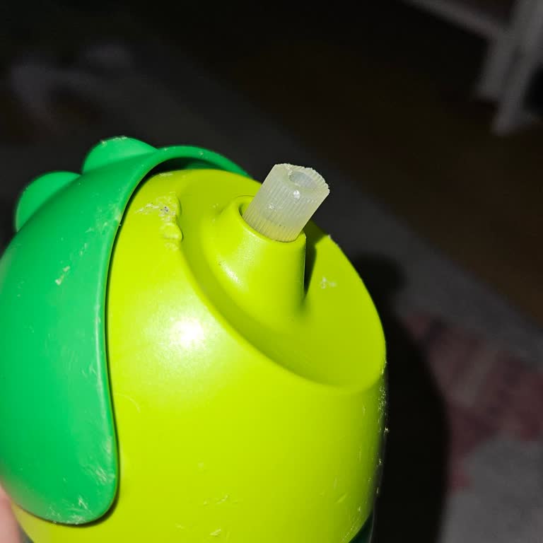 Philips Avent Suluklarda Sürekli Damlatma Ve Pipet Parçalanma Sorunu Yaşadım