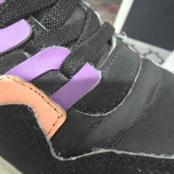 Kısa Sürede Yıpranan Ayakkabı İçin Değişim Talebi Ve Güven Kaybı