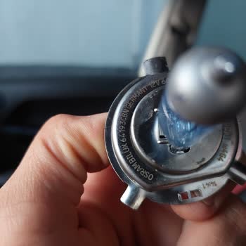 10 Günde Arızalanan Araç Farı Ve Müşteri Hizmetlerinden Yanıt Alamama