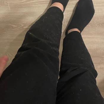 İlk Giyimde Deforme Olan Jean Pantolon Hayal Kırıklığı Yarattı