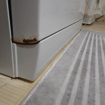 Yeni Alınan Bulaşık Makinesi Hem Paslandı Hem De Yıkama İşlevini Yerine Getirmiyor