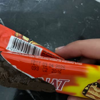 Çokonat Üzerinde Beyaz Kabarcıklar Ve Farklı Tat Sorunu Yaşadım