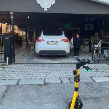 Otopark Önüne Park Edilen Scooter Mağduriyeti