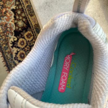 Skechers Ayakkabım Kısa Sürede Yırtıldı Müşteri Hizmetleri Çözüm Sunmadı