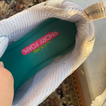 Skechers Ayakkabım Kısa Sürede Yırtıldı Müşteri Hizmetleri Çözüm Sunmadı