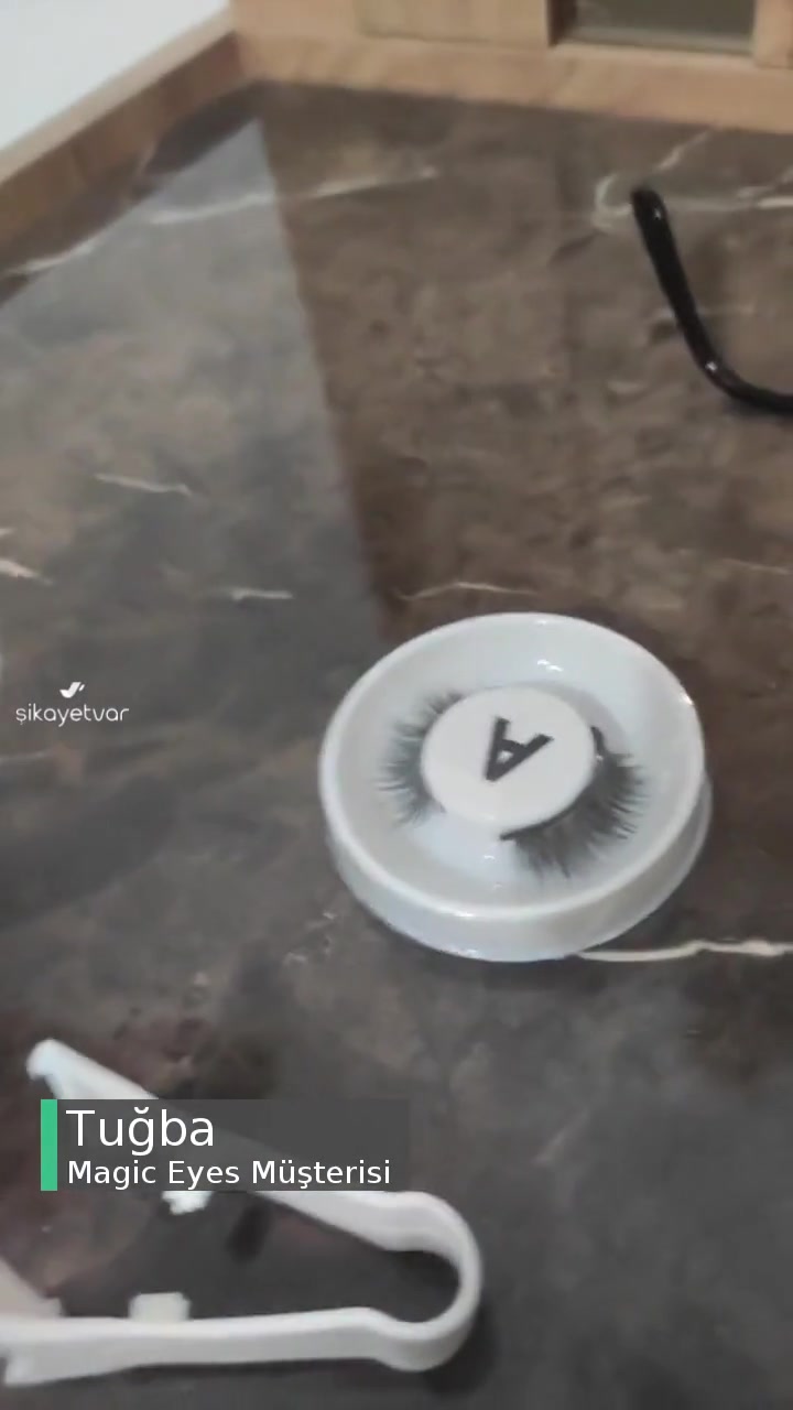 Magic Eyes Tek Kirpik Sorunsalı videonun kapak resmi