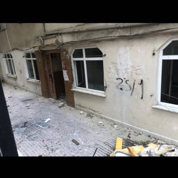 Boşaltılan Binadaki Güvenlik Ve Temizlik Sorunu Acil Çözüm Bekliyor