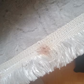 Yıkama Sonrası Halılardaki Lekeler Ve İletişim Sorunu