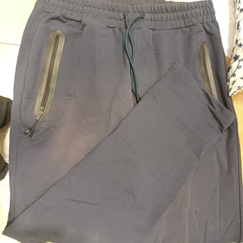 Satın Aldığım Eşofmanın Güneşte Renk Değiştirmesi Ve Boyner'in Yetersiz Müşteri Hizmeti