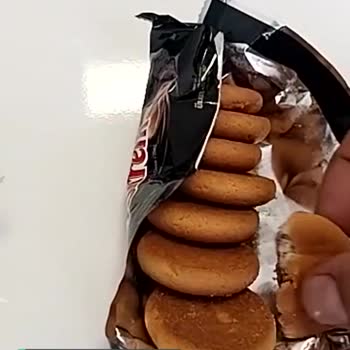 Ülker Yarım Bisküvi Konulmuş!