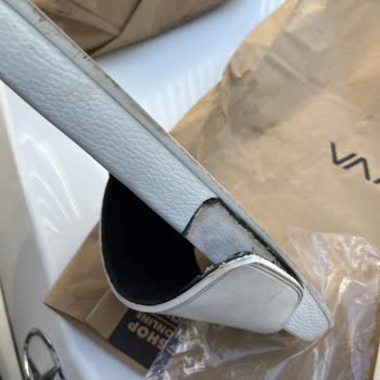 Kısa Sürede Yıpranan Terlik İçin Garanti Dışı Bırakıldım