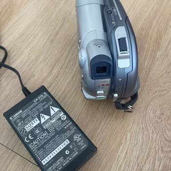 Canon Yetkili Servis Desteği Eksikliği Mağdur Ediyor