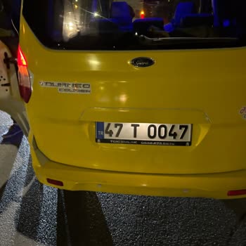 Taksimetresiz Yüksek Ücret Ve Yarım Kalan Taksi Yolculuğu