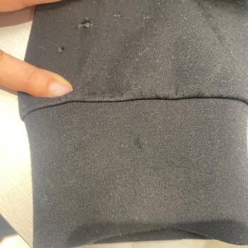 Stradivarius Refused Refund for Defective Product and Treated Me Unfairly