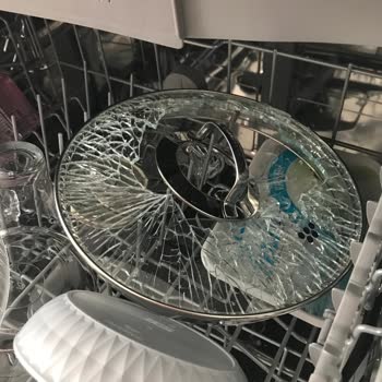 Korkmaz Tencere Kapağı İlk Kullanımda Kırıldı, Garanti Desteği Alamıyorum