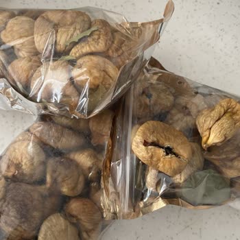 Beklentileri Karşılamayan Küçük Ve Ekşi Kuru İncir Hayal Kırıklığı