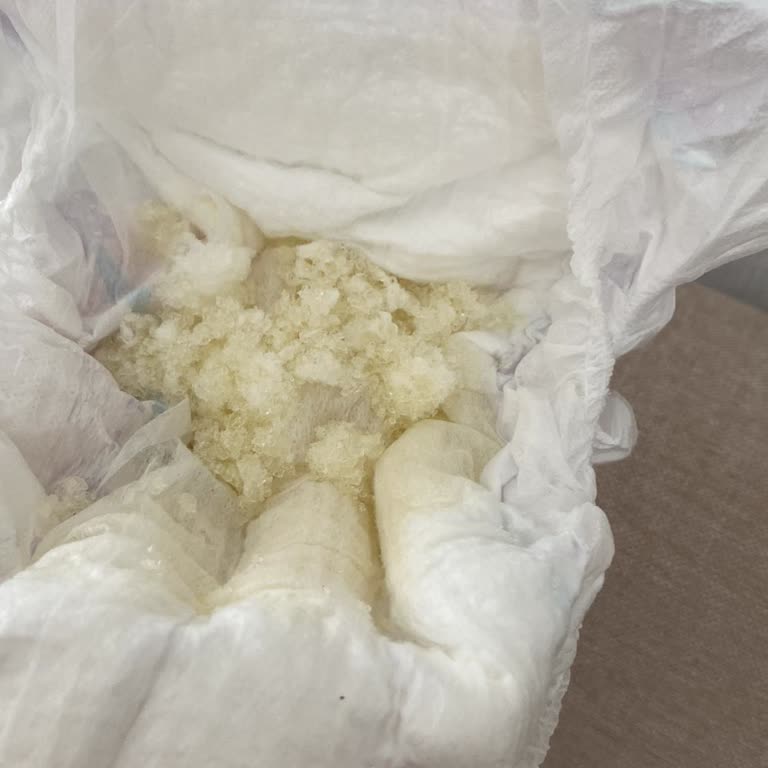 Molfix Bebek Bezinde Kristalleşme Ve Cilt Sorunu Yaşadım, İade Talep Ediyorum