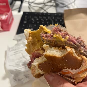 Köfteci Yusuf Hamile Halimle Defalarca Çiğ Köfte Servisi Ve Çözüm Yok!