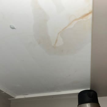 Belenco Garanti Kapsamındaki Mermer Tezgahta Kendiliğinden Oluşan Çatlak Ve İlgisizlik!