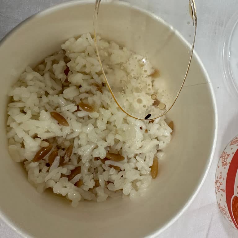 Pilavın İçinde Böcek Buldum Hijyen Konusunda Endişeliyim