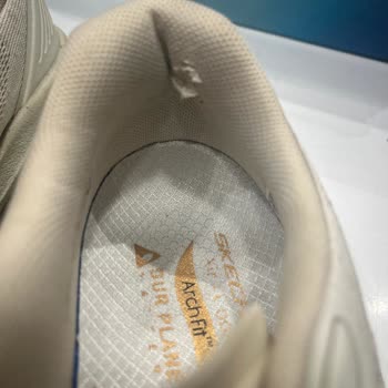 Skechers Kısa Sürede Parçalanan Ayakkabı Ve Sonuçsuz Servis Süreci
