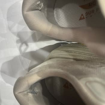 Skechers Kısa Sürede Parçalanan Ayakkabı Ve Sonuçsuz Servis Süreci