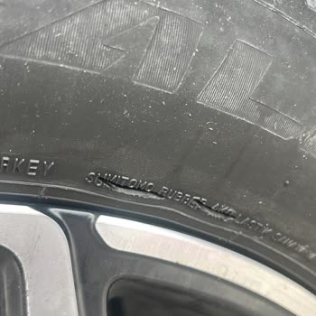 Garenta'dan Kiraladığım Aracın Güvensiz Lastikleri ve Yetersiz Müşteri Hizmeti