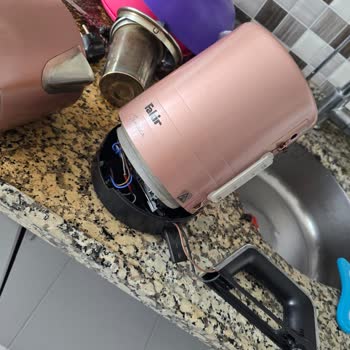 Fakir Çay Makinesi Kulpunun Kopmasıyla Yanık Ve Güvenlik Riski Yaşadım