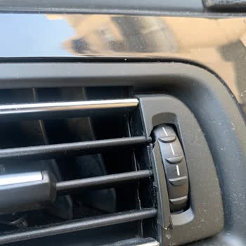 BMW 5.20d'de Kronik İç Trim Ve Cam Lastiği Yıpranması Mağduriyeti