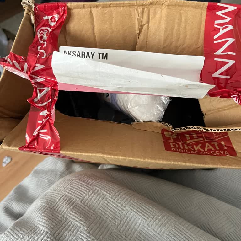 Eksik Ürün Ve Hasarlı Paket Nedeniyle Memnuniyetsizlik