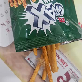 Aldığım Eti Crax Paketinden Tüy Gibi Yabancı Madde Çıktı