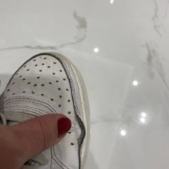 Nike Ayakkabının Dikişleri Kısa Sürede Açıldı Garantiye Rağmen Değişim Reddedildi