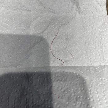 Hediye Olarak Verilen Maskaranın İçinden Saç Çıkması Ve Değişim Yapılmaması