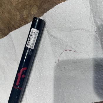 Hediye Olarak Verilen Maskaranın İçinden Saç Çıkması Ve Değişim Yapılmaması