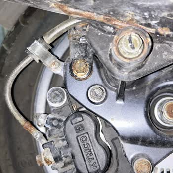 Kısa Sürede Paslanan Motosiklet Parçaları İçin Ücretsiz Değişim Talebi