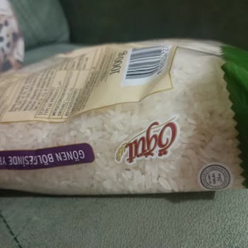 Öğüt Bakliyat Baldo Pirinçte Böcek