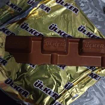 Aldığım Ülker Çikolata Bozuk Çıktı, Ücret İadesi Talep Ediyorum