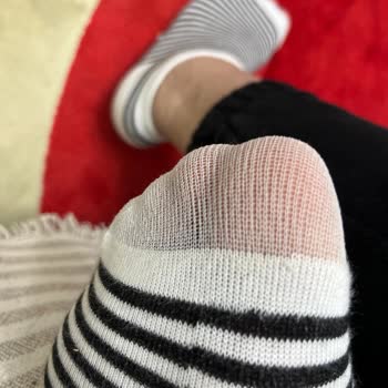 İlk Kullanımda Defolu Çıkan Çorap Mağduriyeti