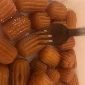 Bayat Tatlı Hayal Kırıklığı: Düzgün Market'te Güven Sarsıldı