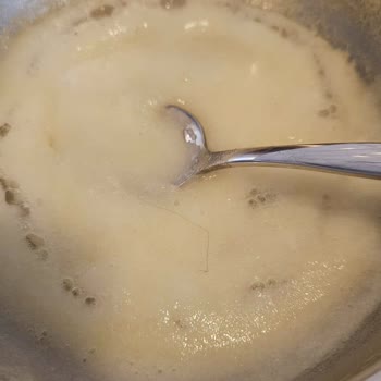 Bebek Gıdasında Saç Ve Kıl Çıktı Tüm Setin İadesini İstiyorum