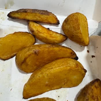 Yanmış Pizza Ve Eksik Ürünlerle Gelen Özensiz Sipariş Deneyimi