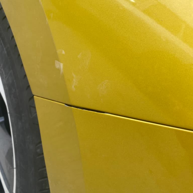 Yetkili Serviste Tamponum Kırıldı, Kusurlu Onarımla Mağdur Edildim