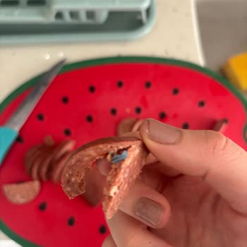 Torku Kasap Sucuk İçerisinden Plastik Parça Çıktı