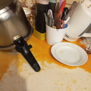 Tamirden Gelen Düdüklü Tencere İlk Kullanımda Patladı, Zararım Karşılanmıyor