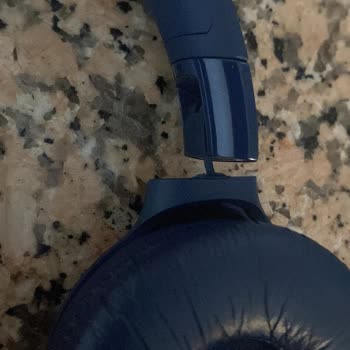 JBL Garanti Kapsamında Kırılan Kulaklığa Kullanıcı Hatası Denilip Çözüm Sunulmuyor