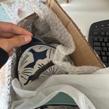 Kırık Gelen Tabaklar İçin Yenisi Gönderilmiyor Mağdur Edildim